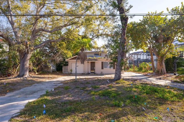 1859 BAYOU GRANDE BOULEVARD NE, St Petersburg, FL 33703