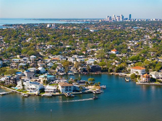 1859 BAYOU GRANDE BOULEVARD NE, St Petersburg, FL 33703