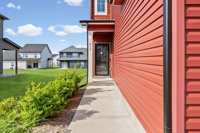 813 Marksman Ct, Clarksville, TN 37042