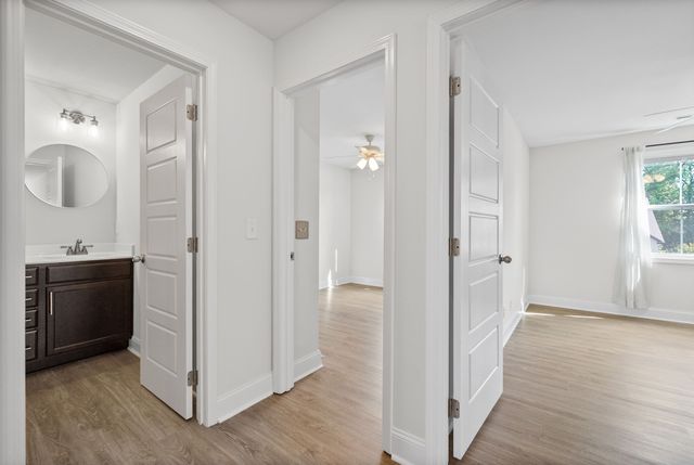 813 Marksman Ct, Clarksville, TN 37042