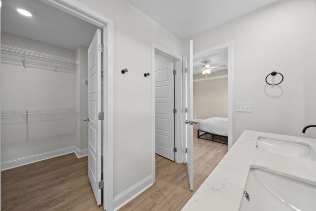 813 Marksman Ct, Clarksville, TN 37042