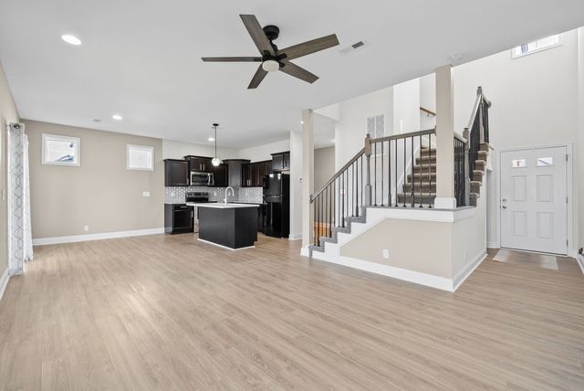 813 Marksman Ct, Clarksville, TN 37042