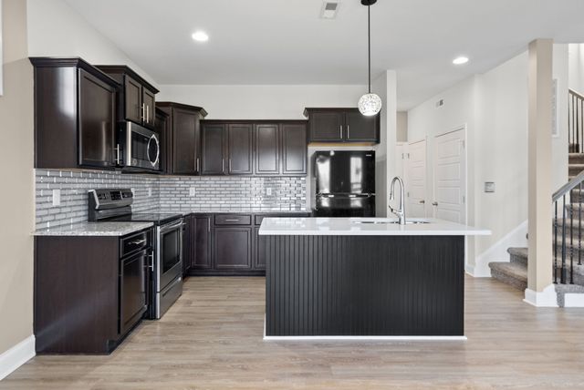 813 Marksman Ct, Clarksville, TN 37042