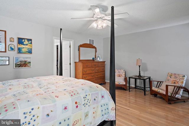 21 FAIRWAY DR, Rehoboth Beach, DE 19971