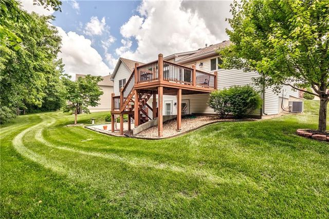 81 Continental Drive, Lansing, KS 66043