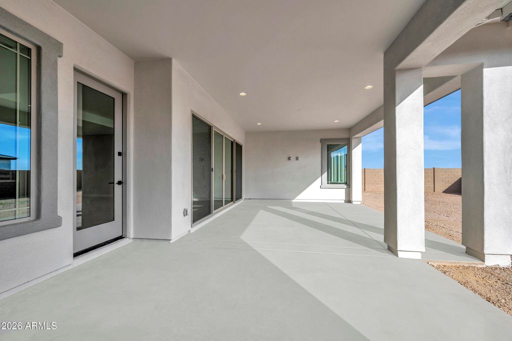 Image 26 of property listing at 20813 W MONTEBELLO Avenue, Buckeye, AZ 85396