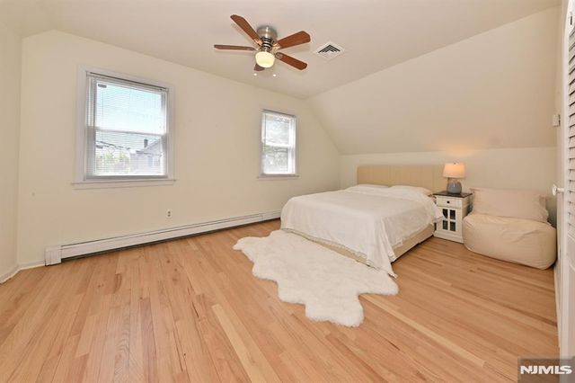 33 Parkway, Maywood, NJ 07607