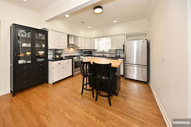 33 Parkway, Maywood, NJ 07607