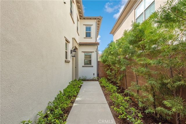 123 Globe, Irvine, CA 92618