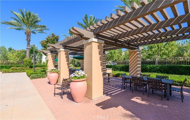 123 Globe, Irvine, CA 92618