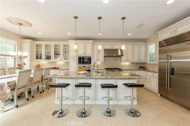 123 Globe, Irvine, CA 92618