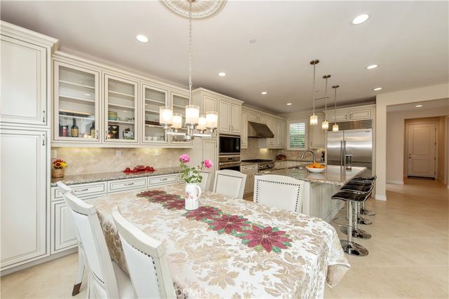 123 Globe, Irvine, CA 92618
