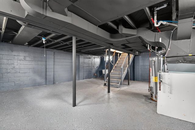 8449 Penrod Street, Detroit, MI 48228