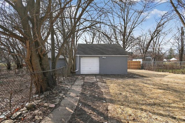 8449 Penrod Street, Detroit, MI 48228