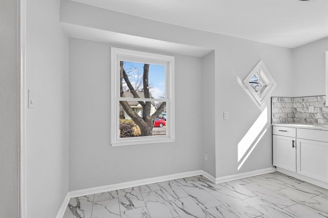 8449 Penrod Street, Detroit, MI 48228