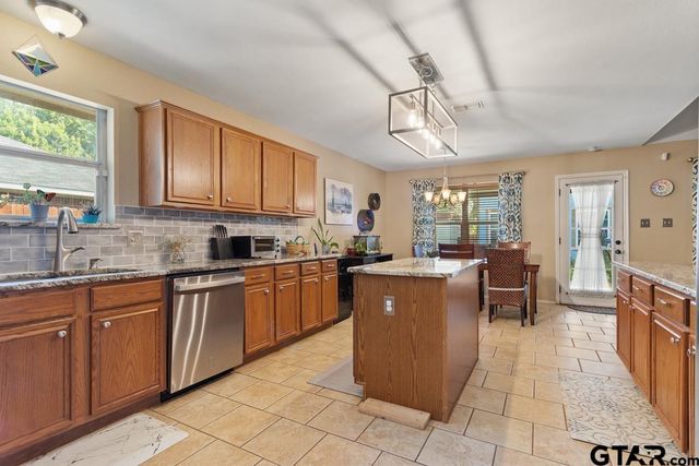 308 Willow, Bullard, TX 75757