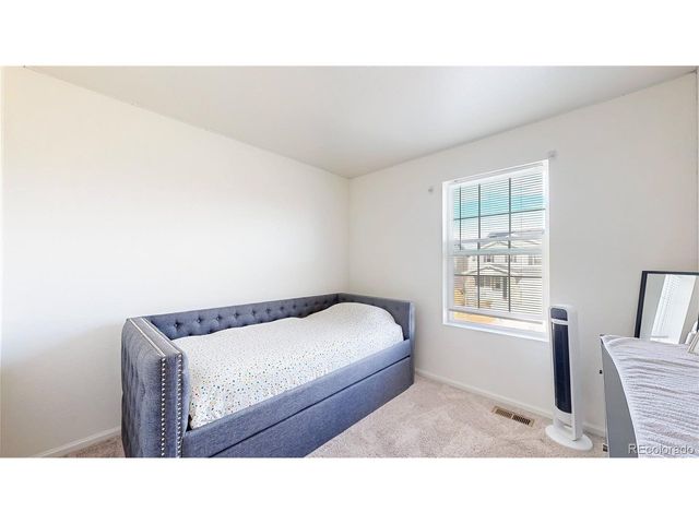 27584 E 6th Dr, Aurora, CO 80018