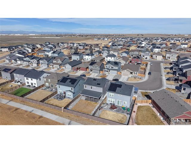 27584 E 6th Dr, Aurora, CO 80018