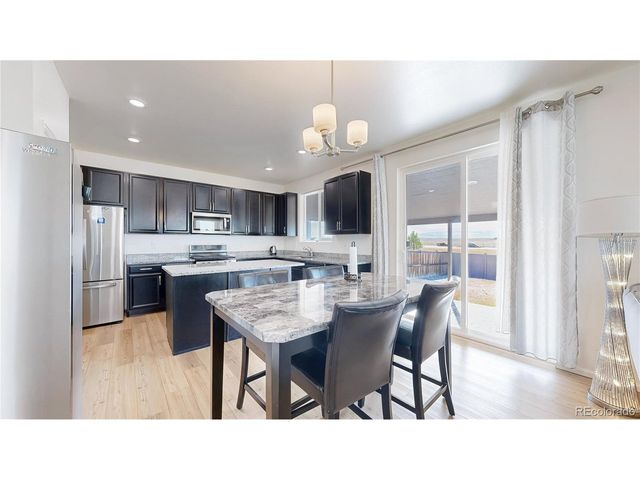 27584 E 6th Dr, Aurora, CO 80018