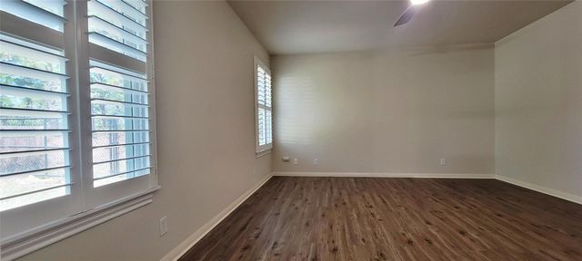 144 Koolua DR, Bastrop, TX 78602