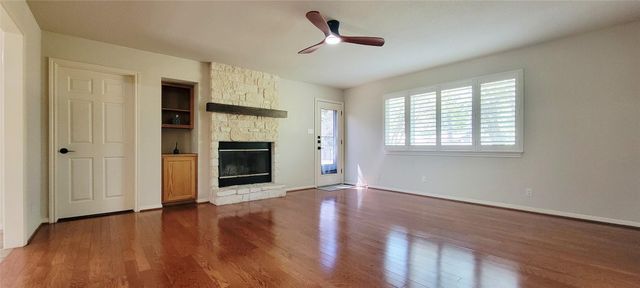 144 Koolua DR, Bastrop, TX 78602