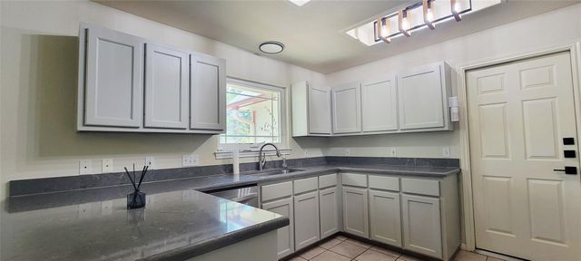 144 Koolua DR, Bastrop, TX 78602