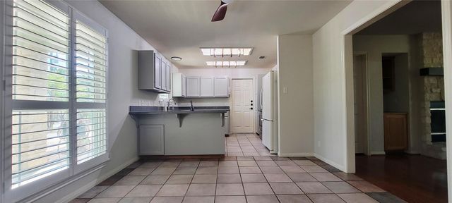 144 Koolua DR, Bastrop, TX 78602