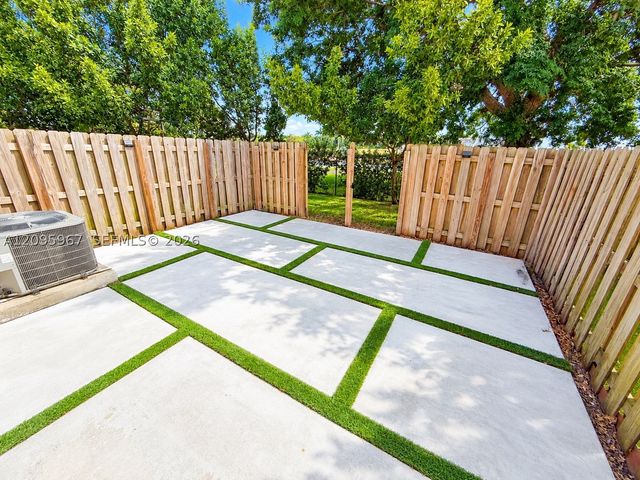 9965 SW 228th Ter, Miami, FL 33190
