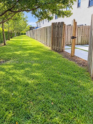 9965 SW 228th Ter, Miami, FL 33190