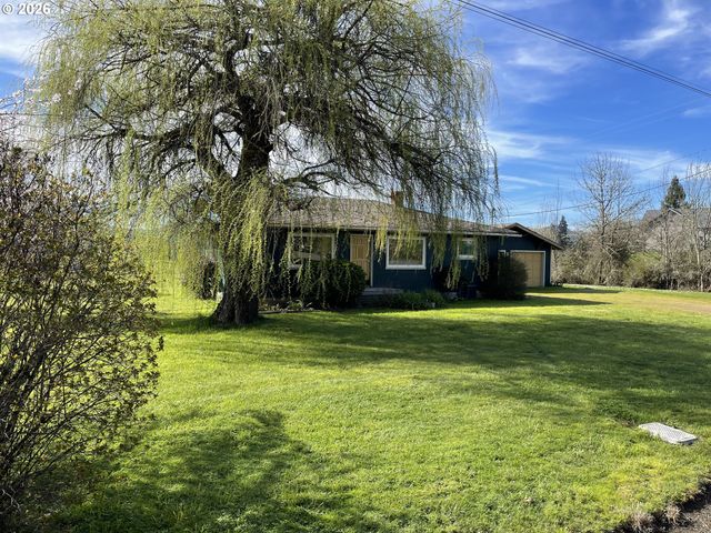 6404 LOOKINGGLASS Rd, Roseburg, OR 97471