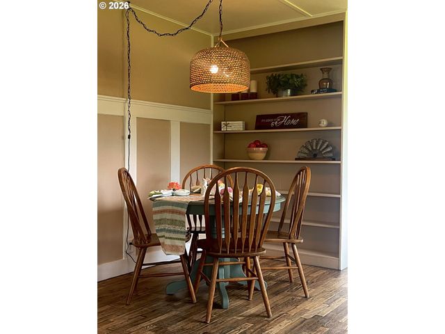 6404 LOOKINGGLASS Rd, Roseburg, OR 97471