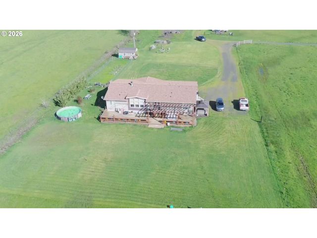 6404 LOOKINGGLASS Rd, Roseburg, OR 97471