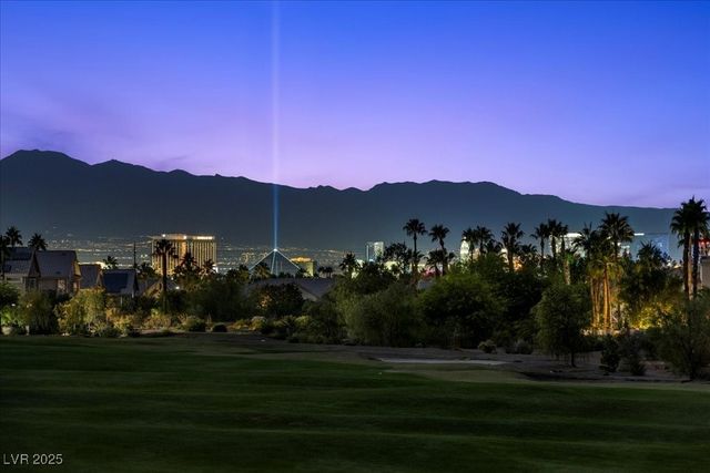 1906 Grey Eagle Street, Henderson, NV 89074