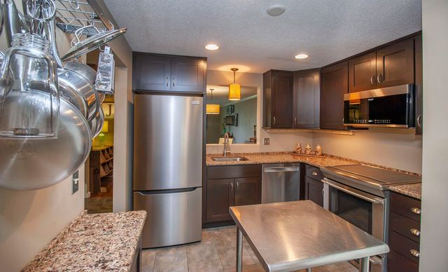 201 Winding Pond Road, Londonderry, NH 03053