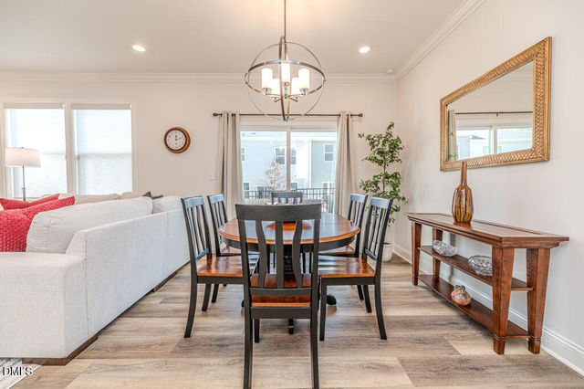 208 Golden Gate Lane, Chapel Hill, NC 27516