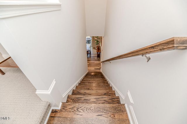 208 Golden Gate Lane, Chapel Hill, NC 27516