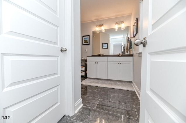 208 Golden Gate Lane, Chapel Hill, NC 27516