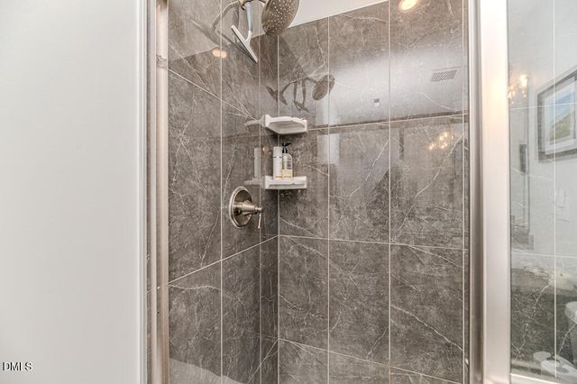 208 Golden Gate Lane, Chapel Hill, NC 27516