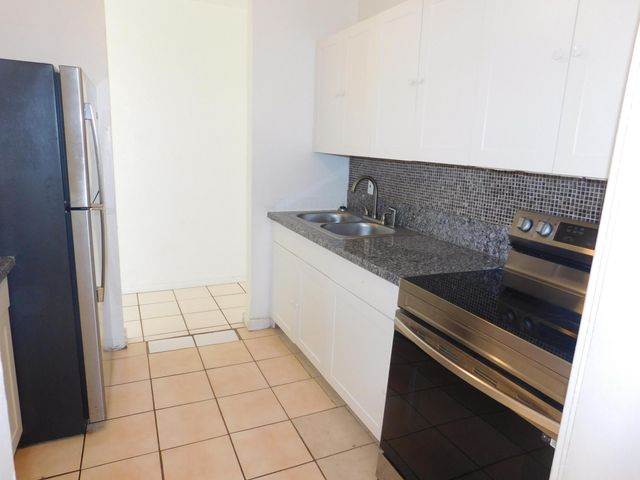 435 NW 30th Avenue, Fort Lauderdale, FL 33311