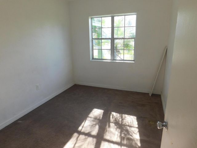 435 NW 30th Avenue, Fort Lauderdale, FL 33311