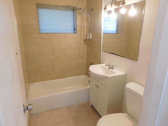 435 NW 30th Avenue, Fort Lauderdale, FL 33311