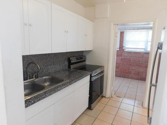 435 NW 30th Avenue, Fort Lauderdale, FL 33311