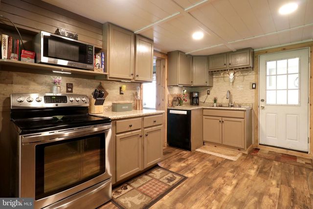 2523 PENNINGTON RD, Tyrone, PA 16686