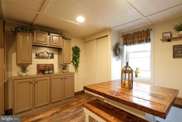 2523 PENNINGTON RD, Tyrone, PA 16686