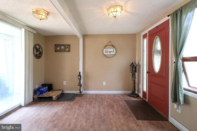 2523 PENNINGTON RD, Tyrone, PA 16686