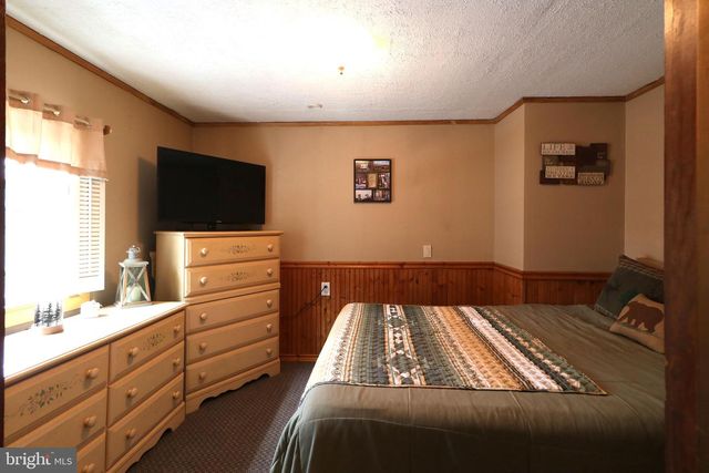 2523 PENNINGTON RD, Tyrone, PA 16686