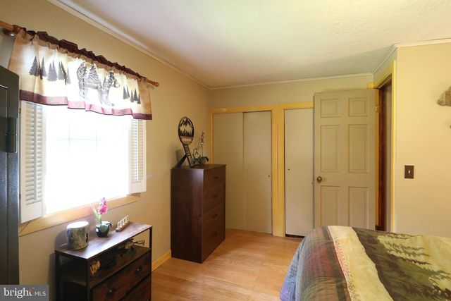 2523 PENNINGTON RD, Tyrone, PA 16686