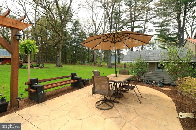 2523 PENNINGTON RD, Tyrone, PA 16686