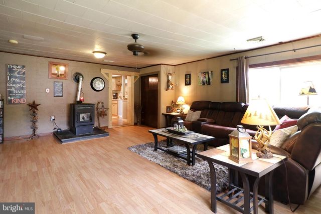 2523 PENNINGTON RD, Tyrone, PA 16686