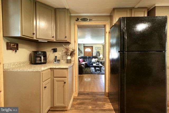 2523 PENNINGTON RD, Tyrone, PA 16686